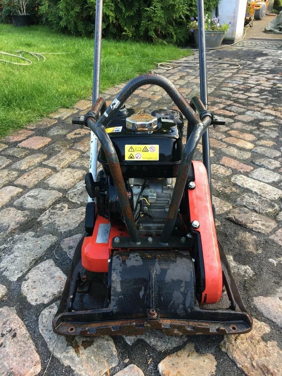 Pladevibrator Chicago Pneumatic MV90 (94 kg)